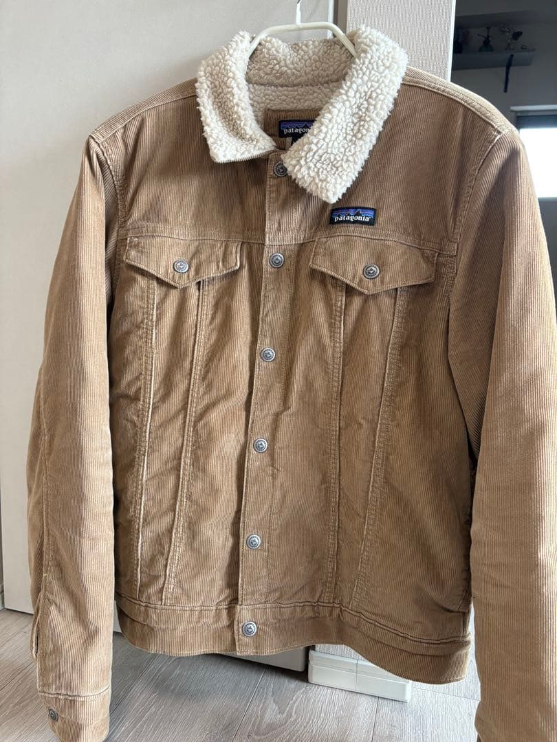 patagonia コーデュロイトラッカージャケット　Sサイズ