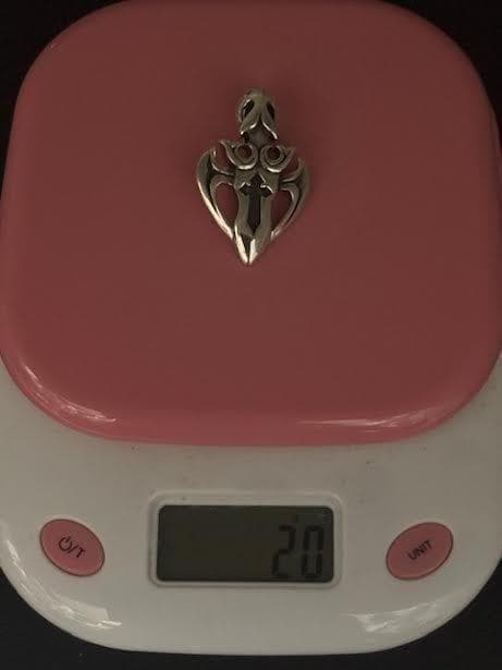 なーご ゴシックデザイン ペンダントトップ クロスモチーフ　4339