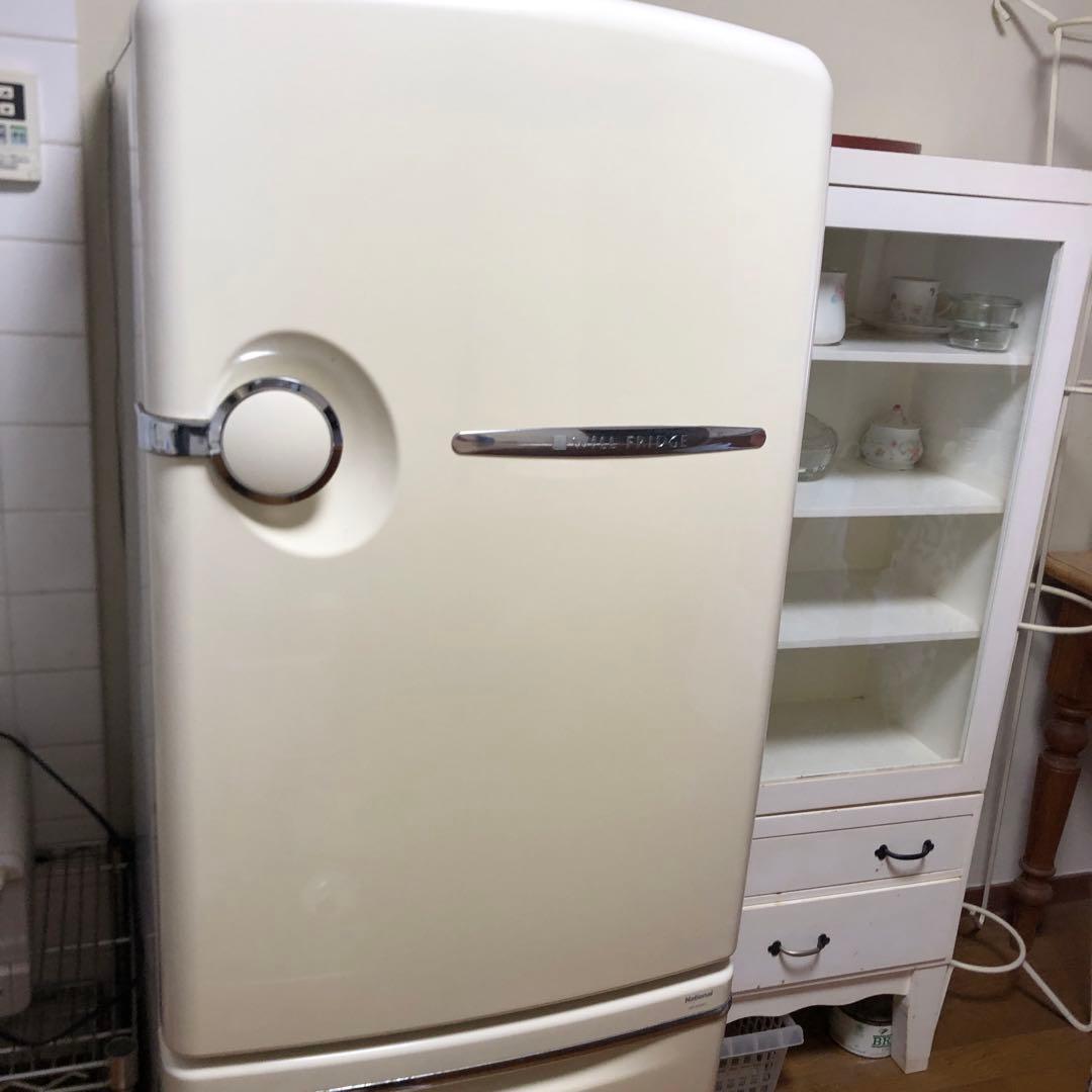 送料込みナショナルWiLL FRIDGE クリームホワイトレトロ冷蔵庫　260l