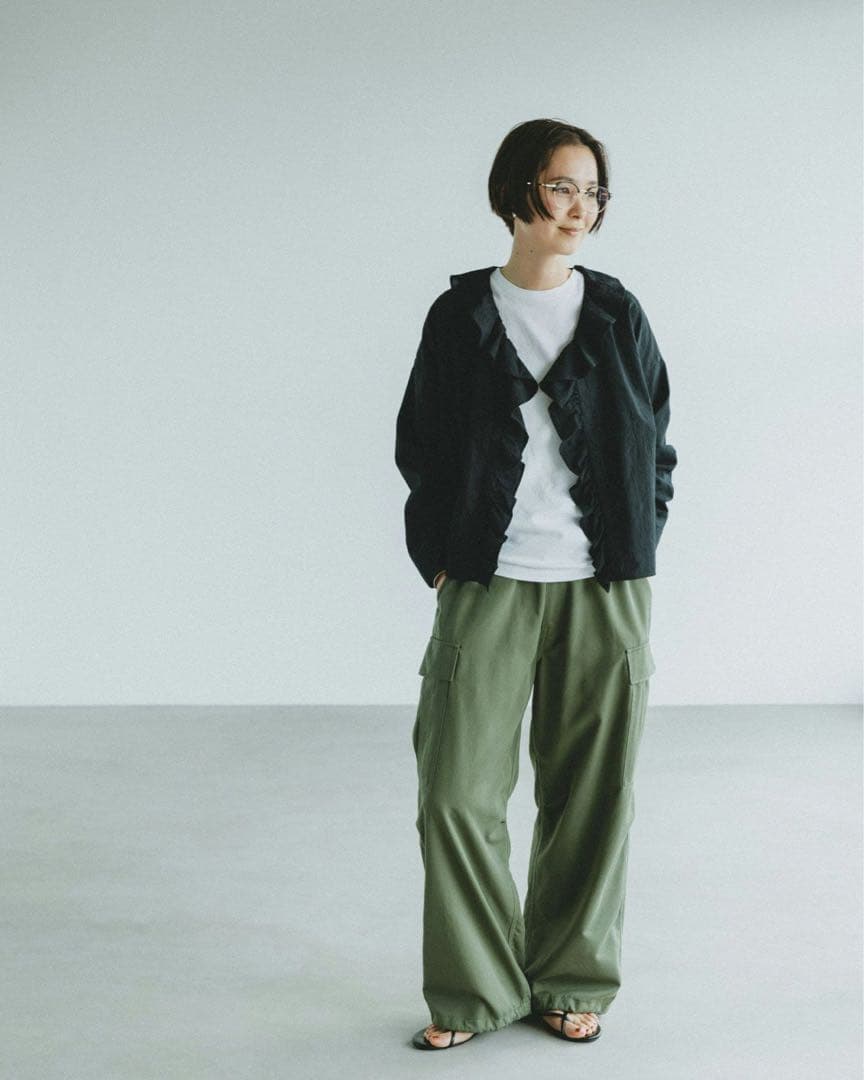 北欧、暮らしの道具店　フリルブラウス