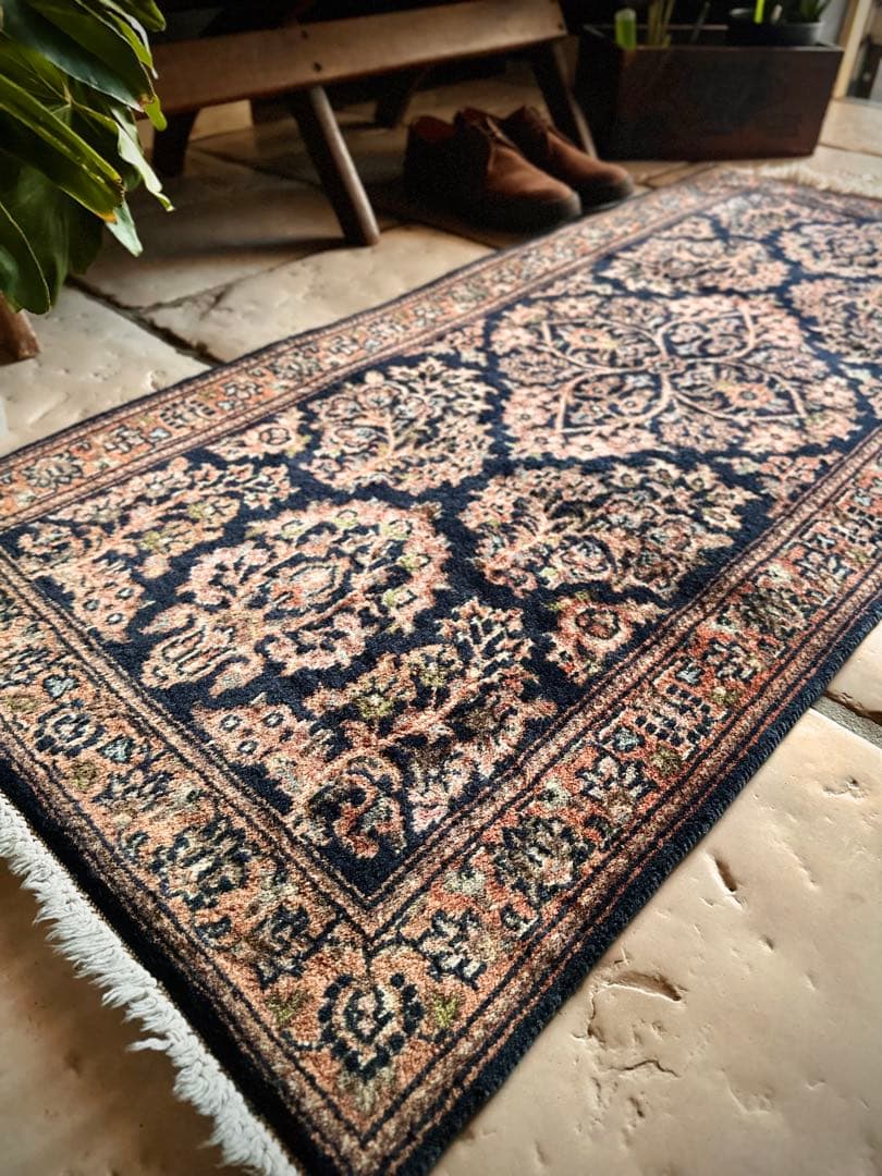 トライバルラグ　ヴィンテージラグ　ペルシャ絨毯　サルーク　ヴィレッジラグ　美品