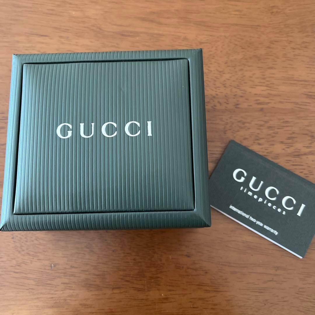 GUCCI ステンレススチール アナログ時計