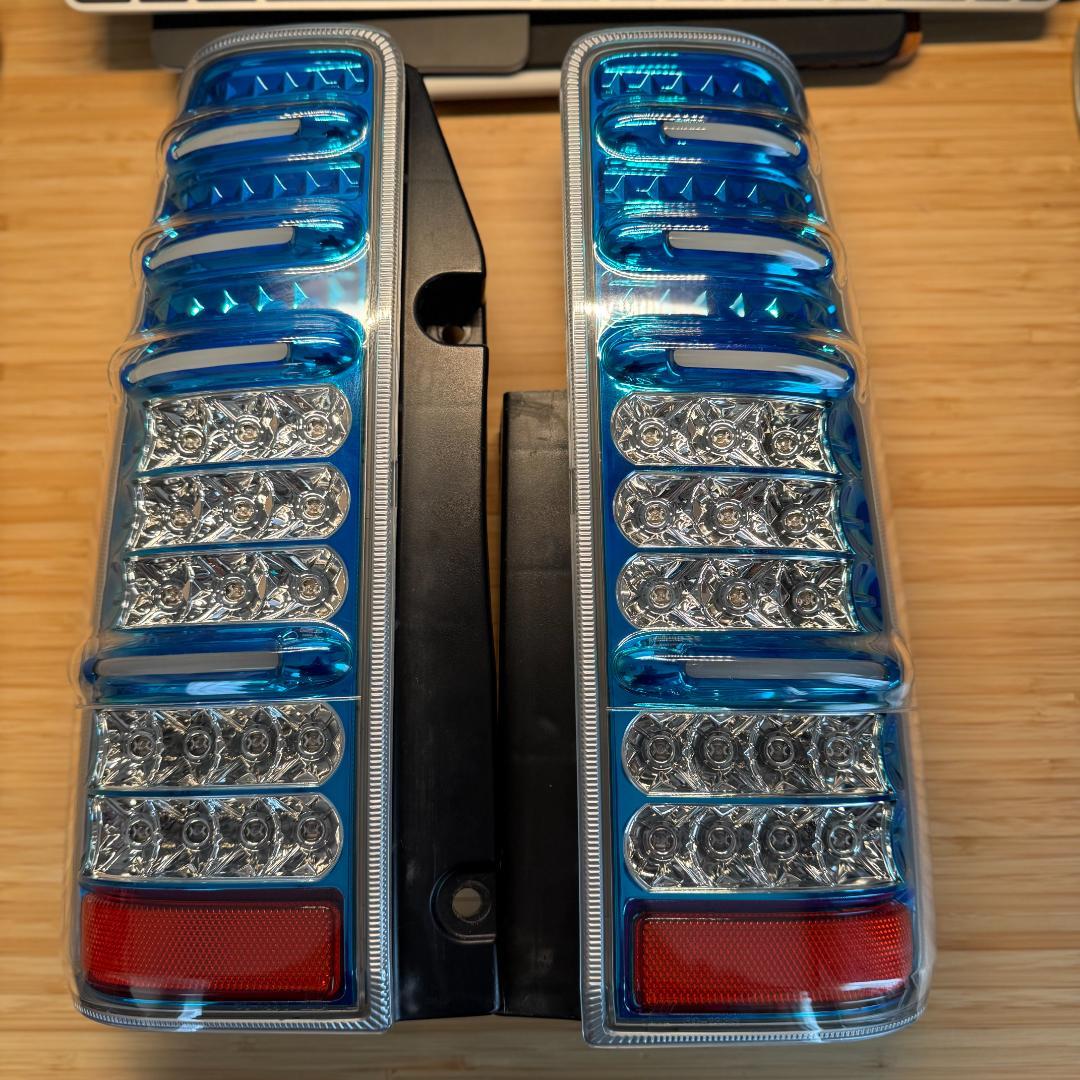 ジムニー　JB23用　エムブロ　LEDテールランプ　ライトブルー