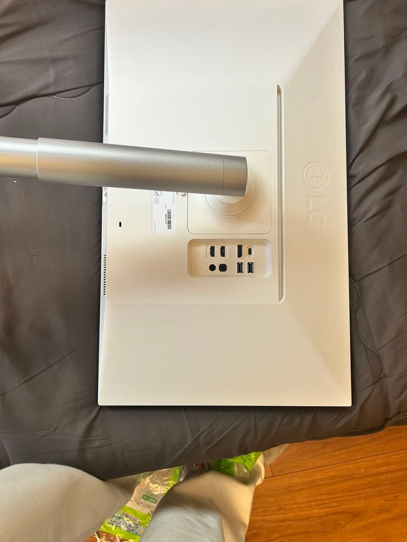 LG 27UL850-W 27インチ 4K IPS USB-C対応 モニター