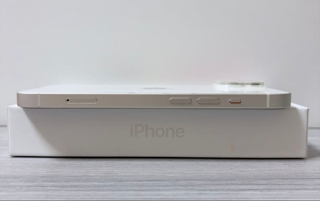 iPhone14 256GB スターライト　SIMフリー