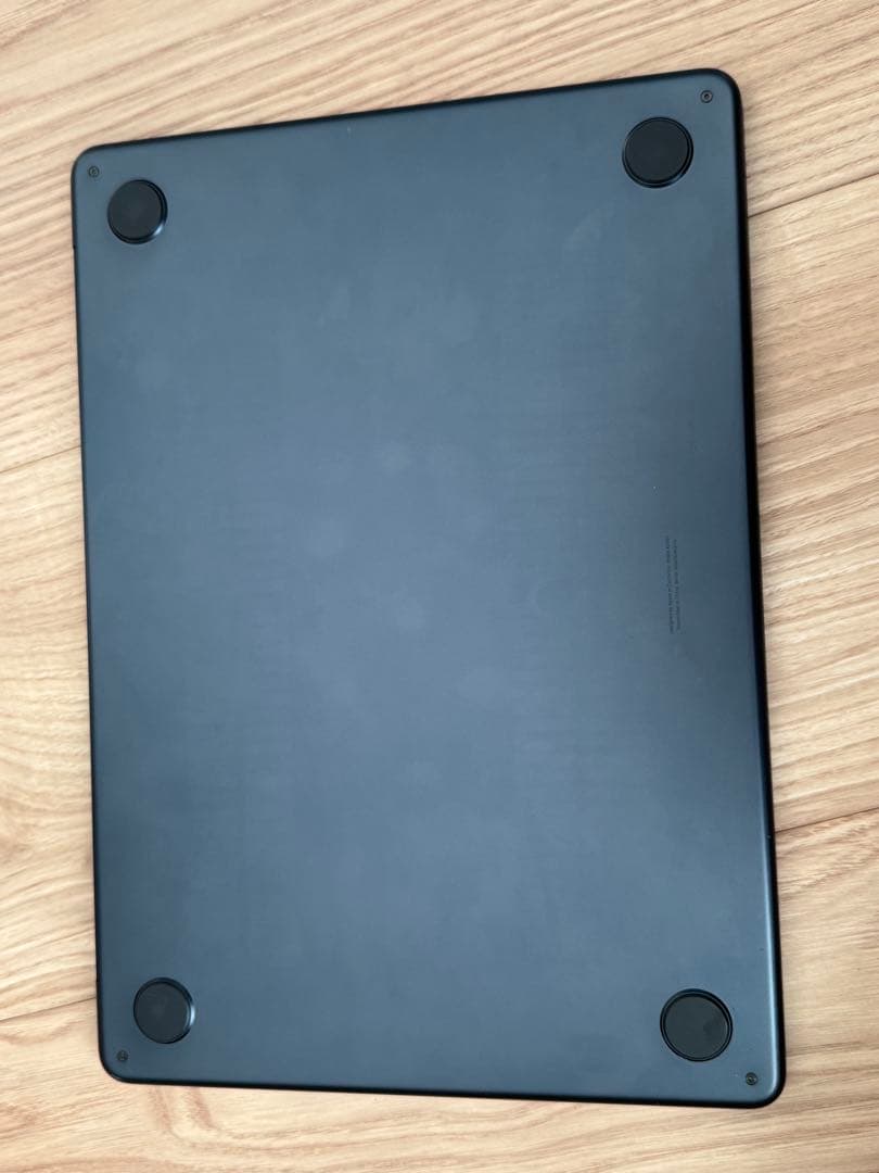 Apple MacBook air 2022 m2 ミッドナイト中古　256GB