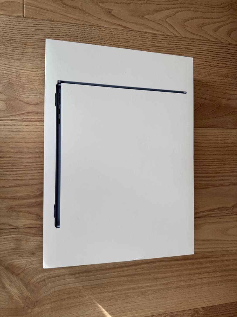 Apple MacBook air 2022 m2 ミッドナイト中古　256GB