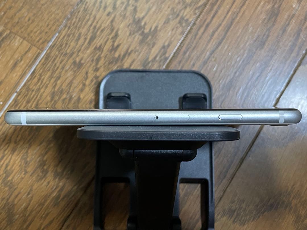 iPhone SE 第2世代 128GB ホワイト 本体のみ