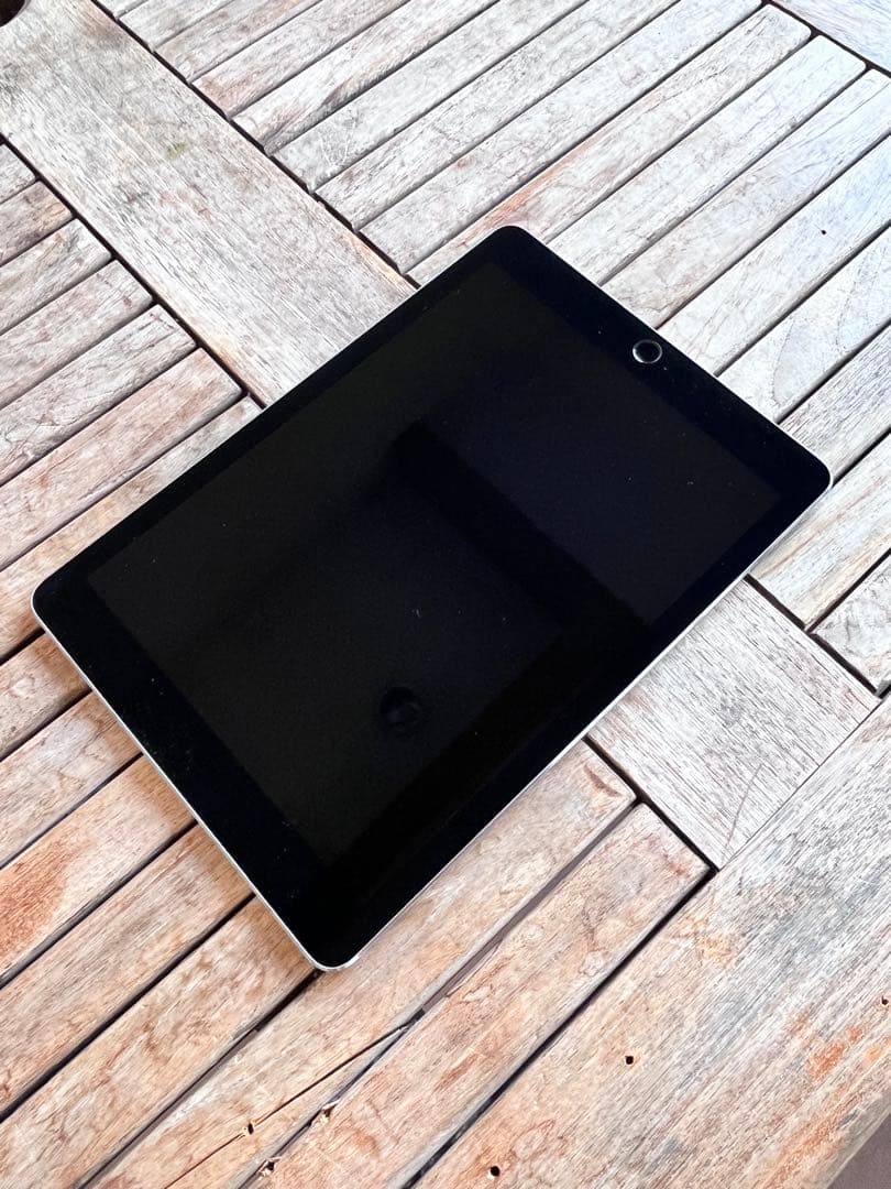 Apple iPad Pro (9.7インチ) 本体