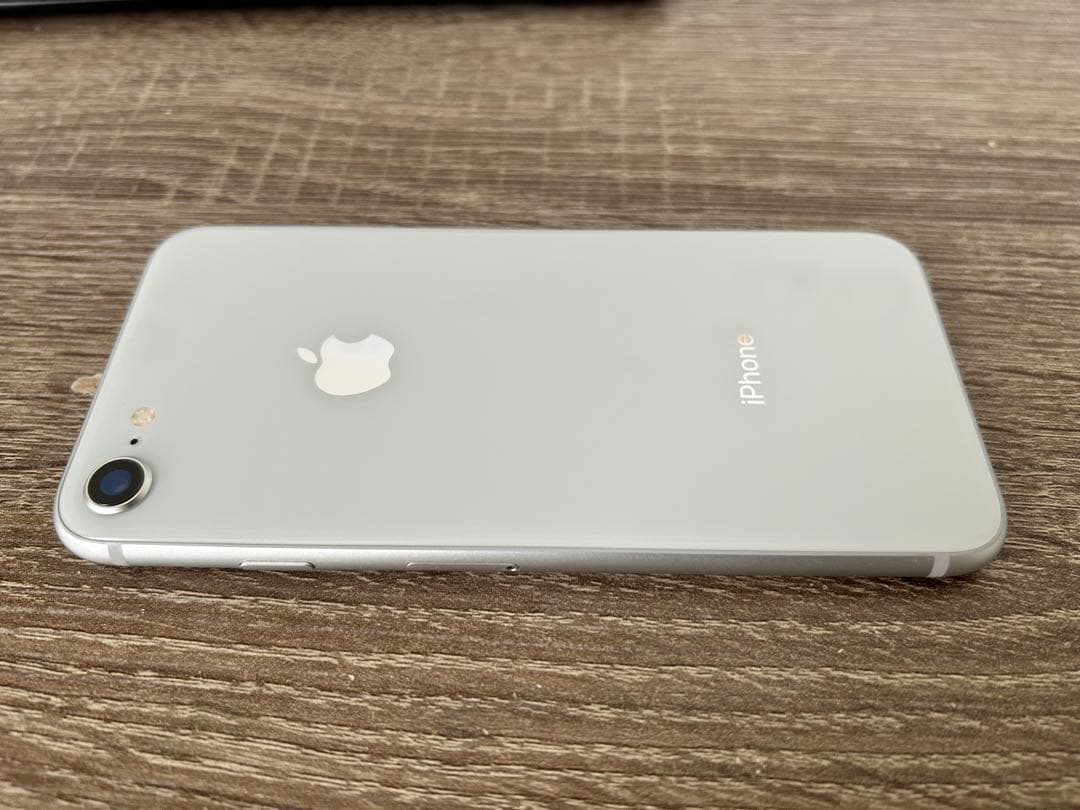 Iphone8 64G SIMロックなし