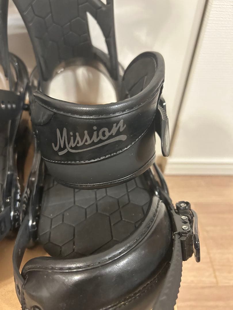 BURTON MISSION SMALLS YOUTH ビンディング　2016