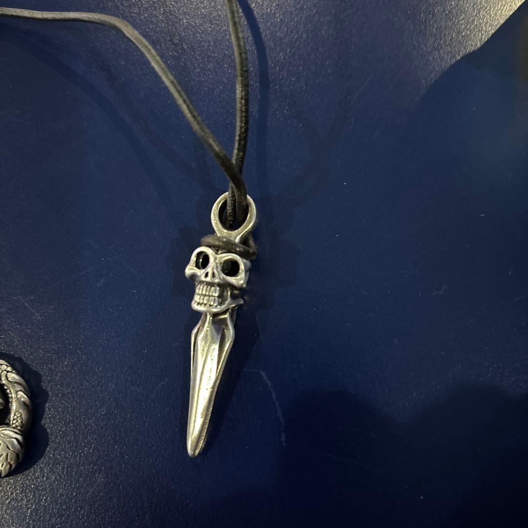 ビルウォールレザー ネックレス