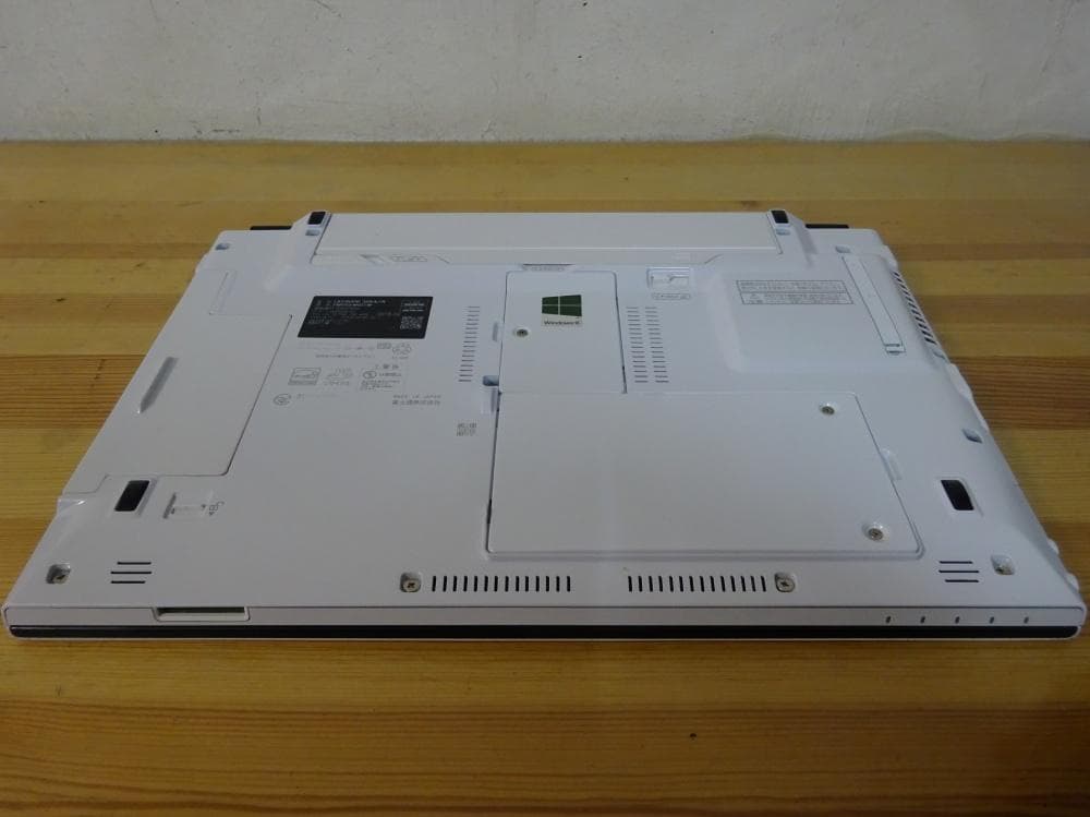 富士通 ノートパソコン LIFEBOOK SH54/K/中古特価良品
