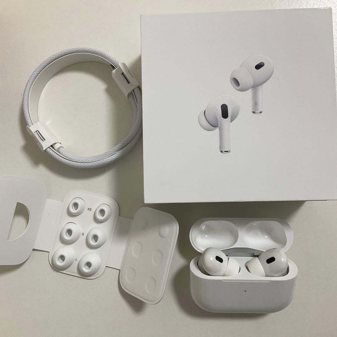 AirPods Pro 2 typec 正規品　イヤホン