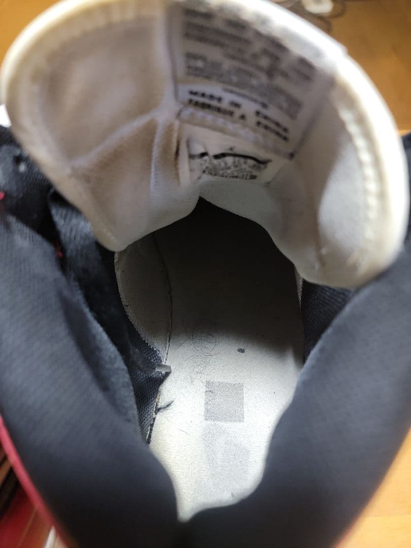 Nike Air Jordan ブラック/ホワイト/レッド