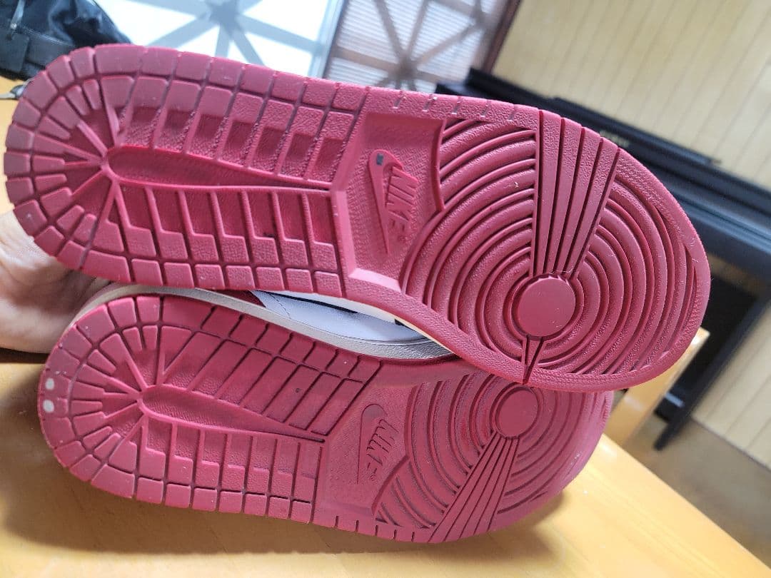 Nike Air Jordan ブラック/ホワイト/レッド