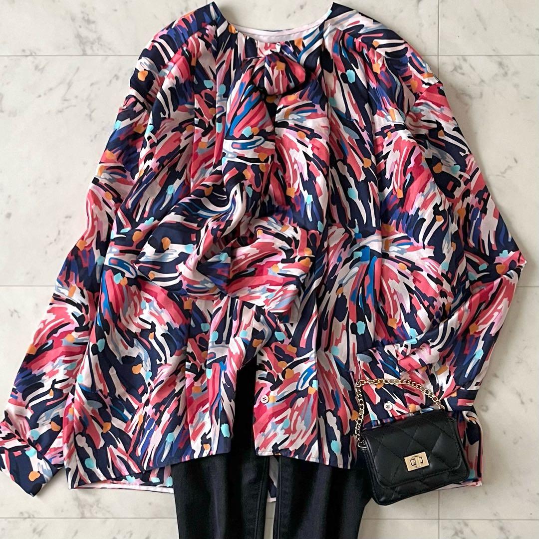 定価8,7万♪極美品 ドゥロワー シルクプリントボウタイブラウス 36 日本製