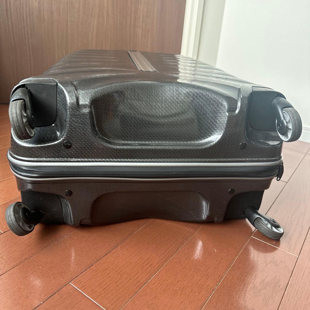 美品　サムソナイトの大型軽量スーツケース