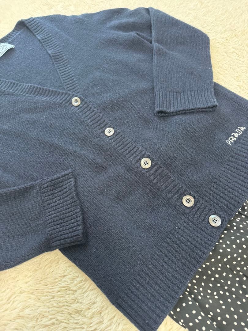 PRADA ネイビー カーディガン スカートセット