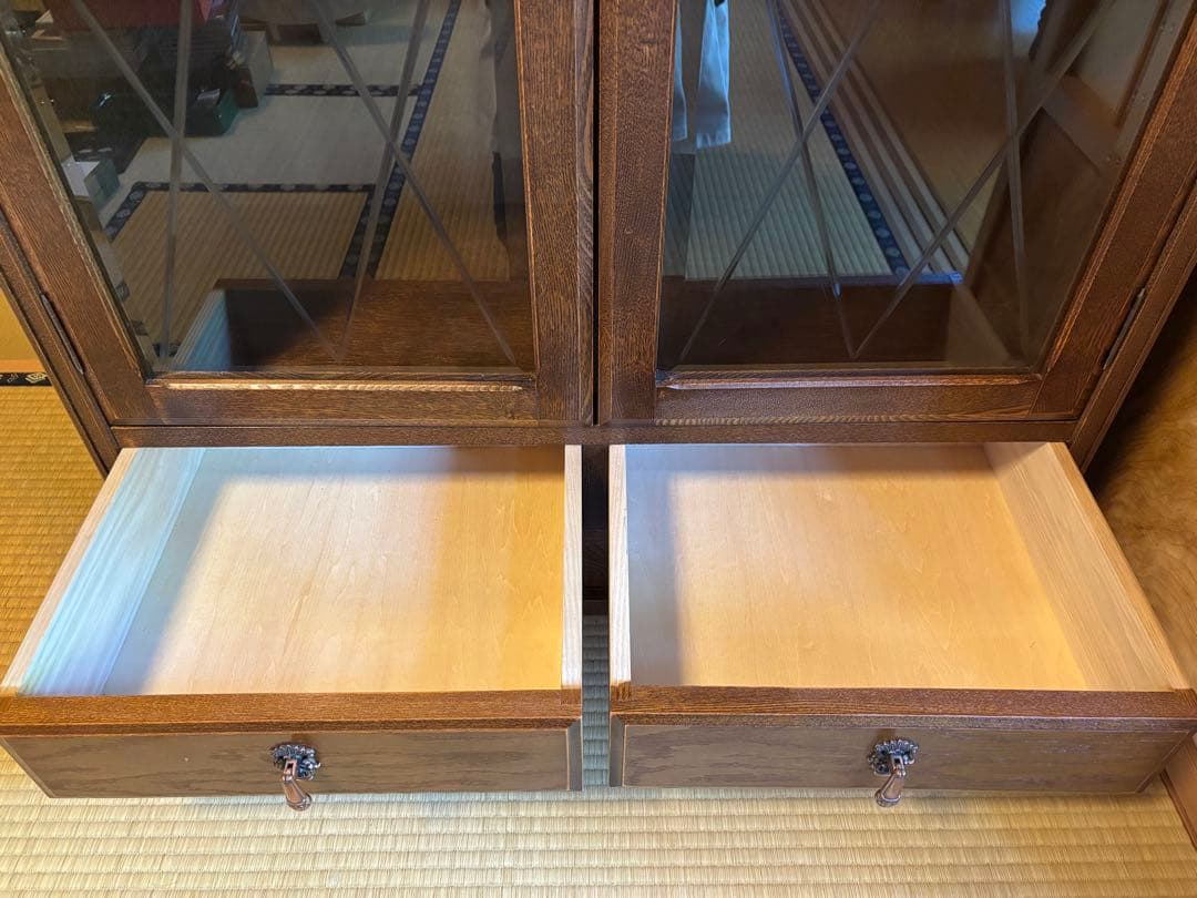 三越家具ブルージュ Brugge カントリーハウス ガラスキャビネット