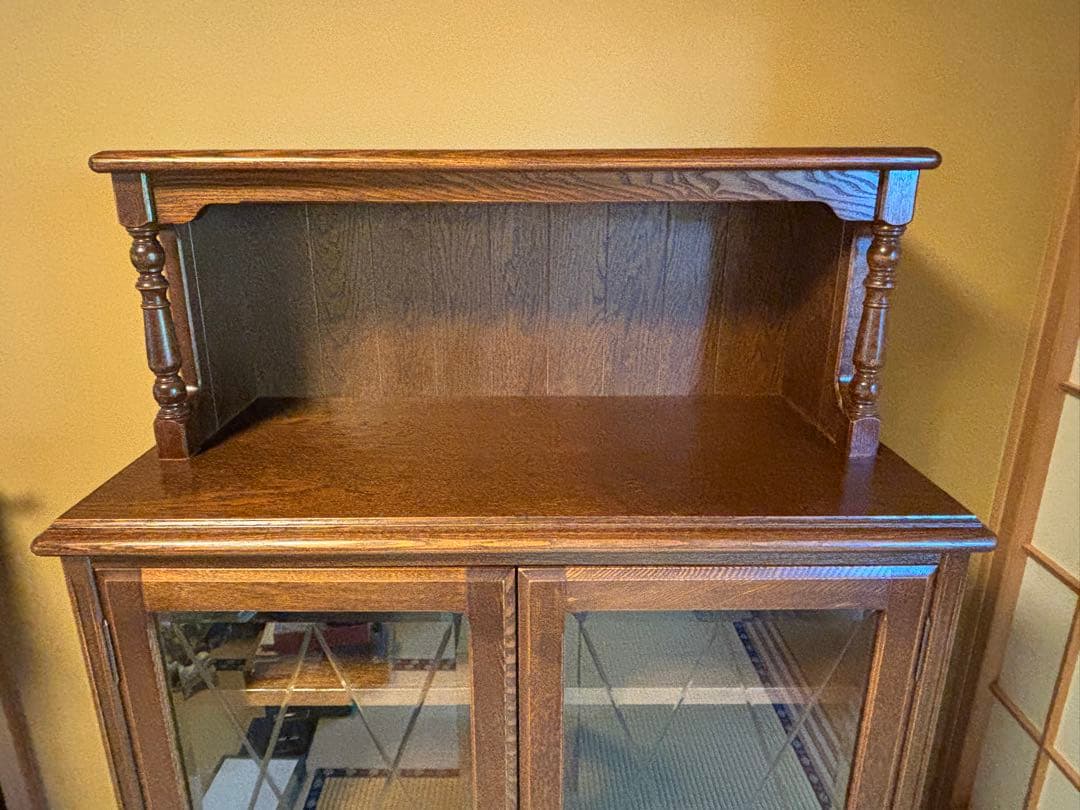 三越家具ブルージュ Brugge カントリーハウス ガラスキャビネット