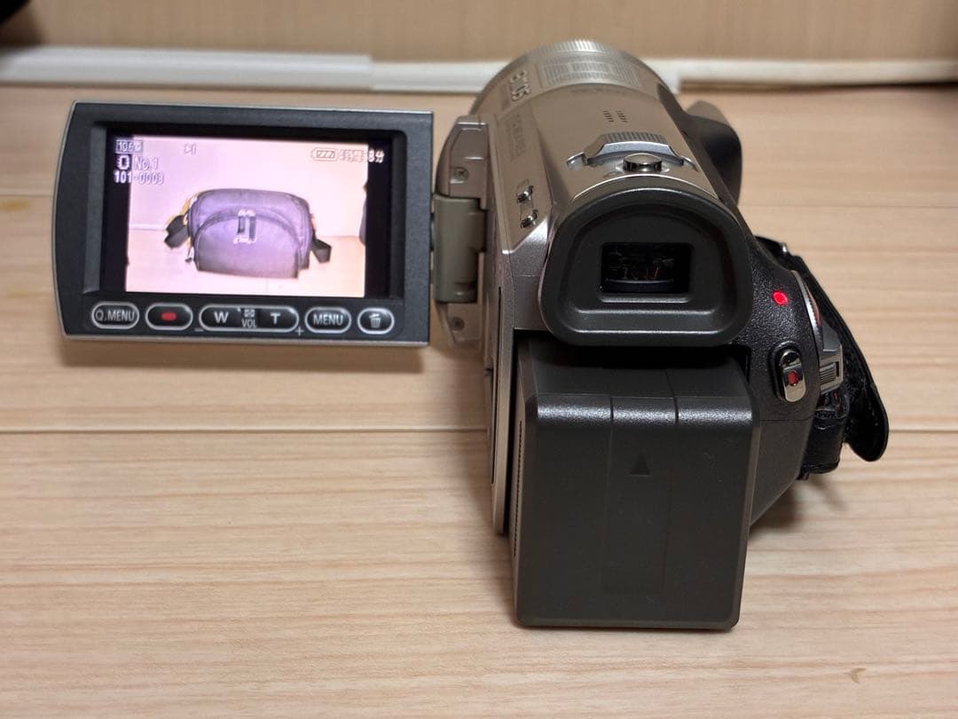 Panasonic HDC-TM300 パナソニックビデオカメラ