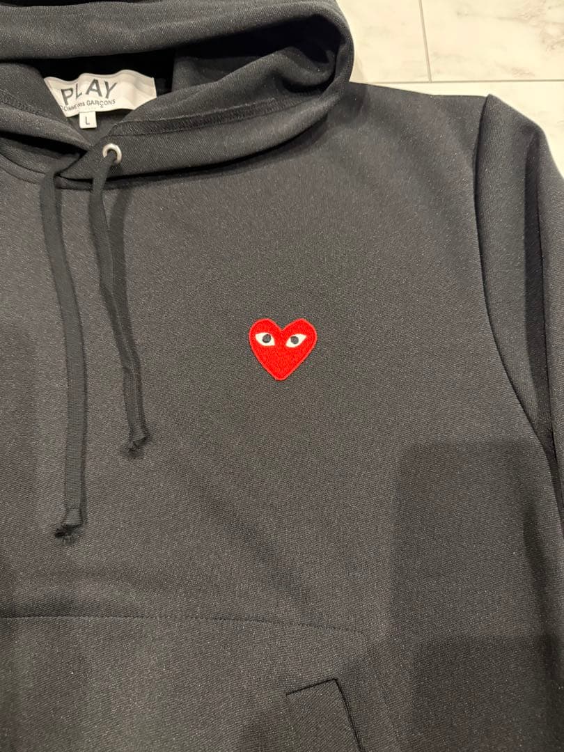 PLAY COMME des GARÇONSパーカー Lサイズ