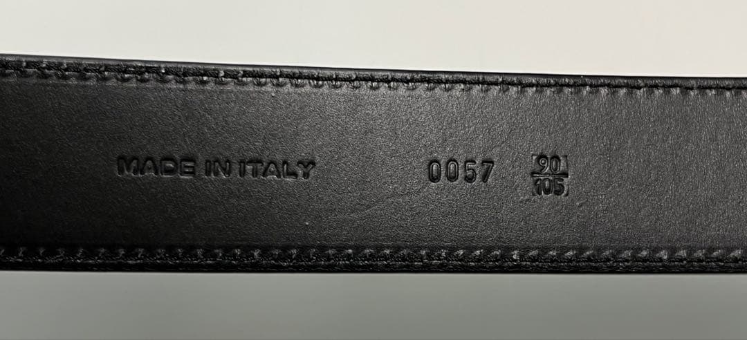 Dior Homme 黒の光沢エナメルベルト