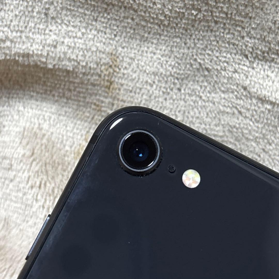 【中古】Apple iPhone 8 スペースグレー 本体【64G】82%