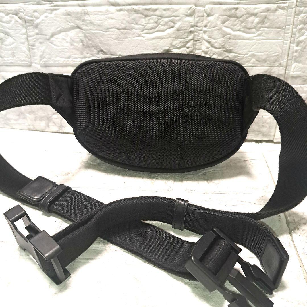 ✨️超美品✨️素敵✨️BURBERRY バーバリー　ボディバッグ　黒