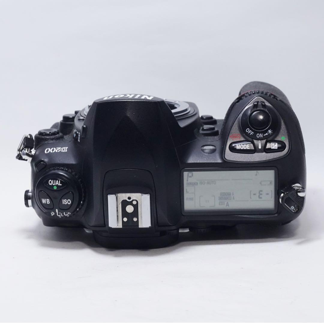 動作確認済 極美品 Nikon D200 ボディ デジタル一眼レフ