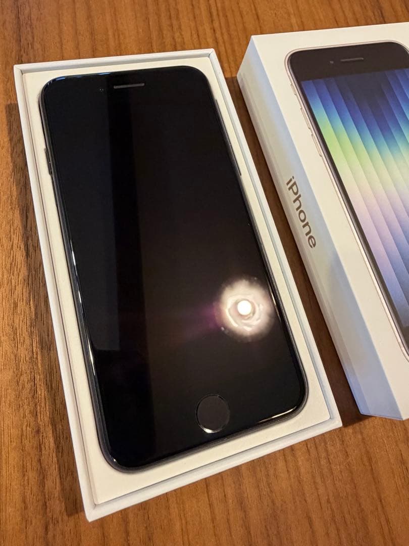 【美品】iPhone SE 第2世代 ブラック 本体 64GB SIMフリー