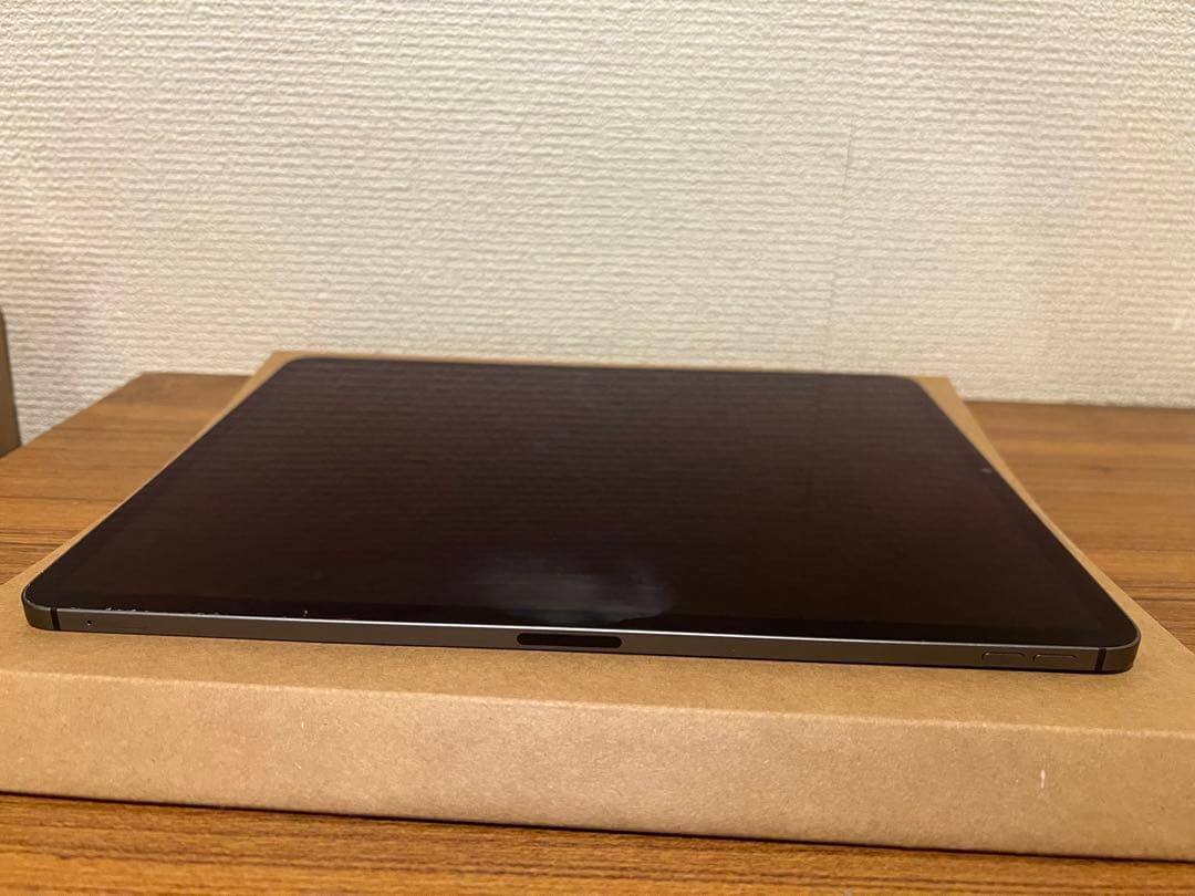iPad Pro 12.9 第5世代 128GB Simフリー ジャンク