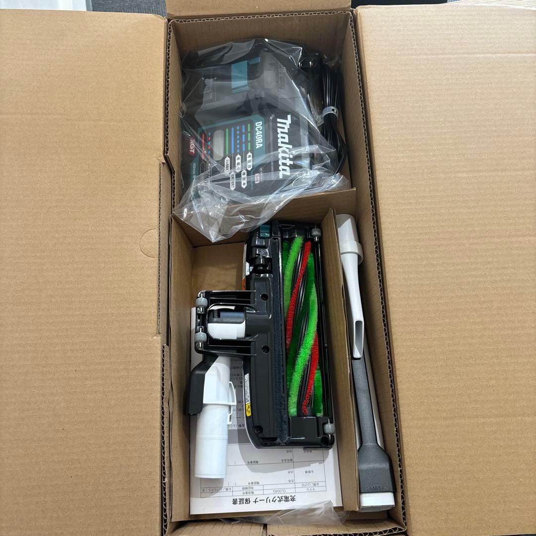 【新品】マキタ充電式クリーナCL004GRDW