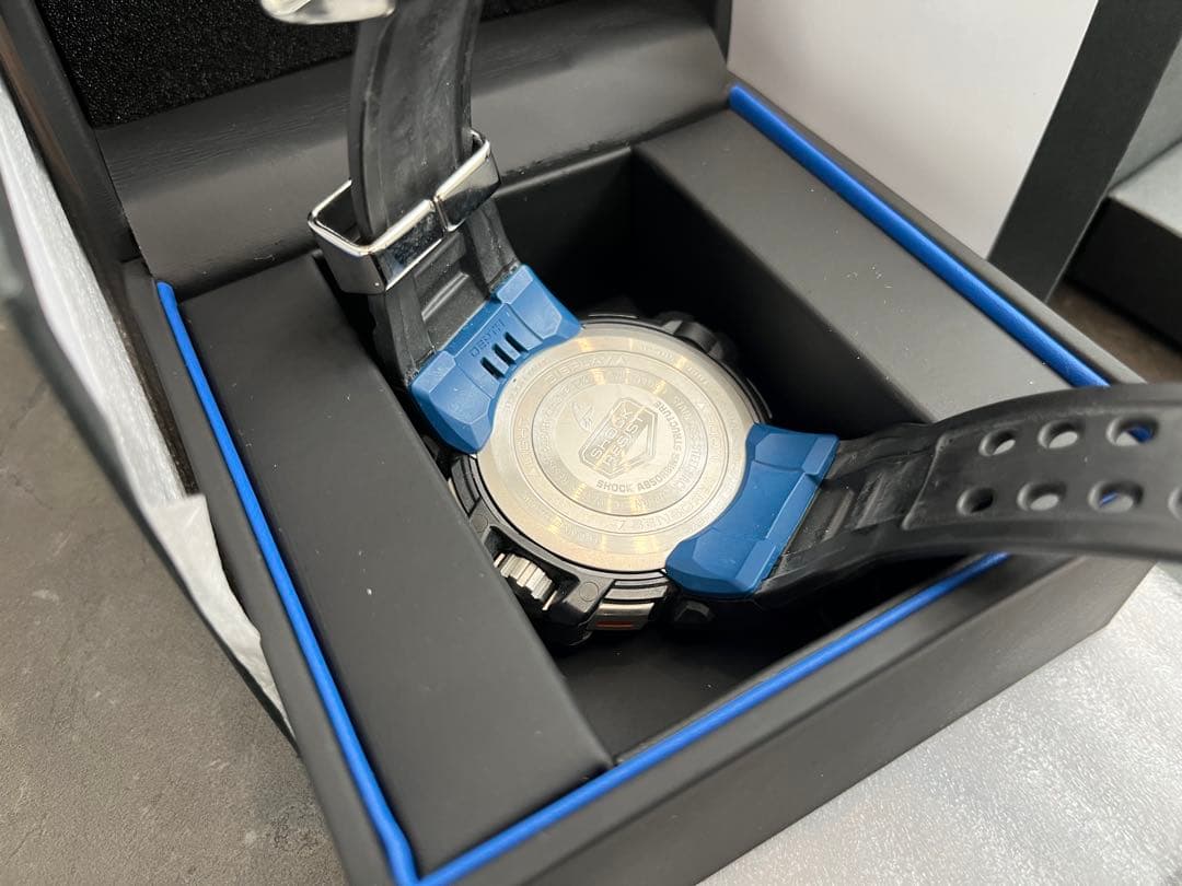 G-SHOCK CHARGE ブルーラバーベルト時計