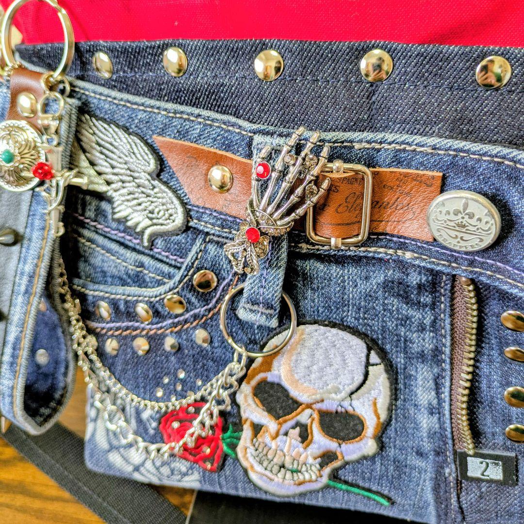 デニムリメイク 2wayトート｜スカル×薔薇刺繍・ポケットたくさん・底鋲付き