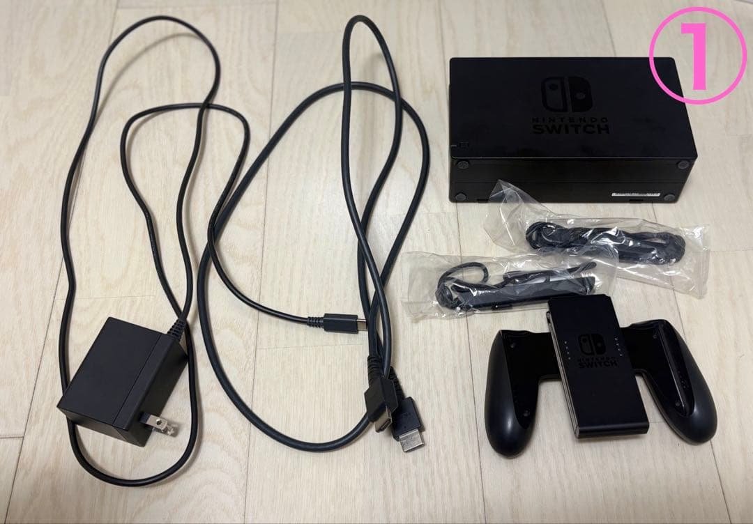 Switch本体＋付属品、周辺機器5点、SDカード