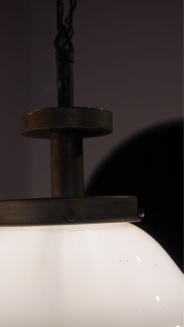 【アンティーク】乳白ガラス　ペンダントライト　イギリス　フランス　洋館