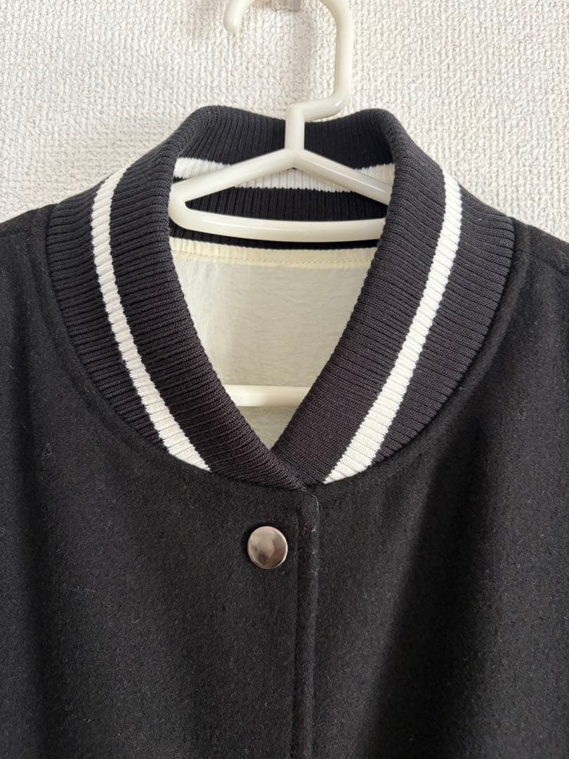 ANIECA【アニーカ】リバーシブルスタジャン・刺繍入り