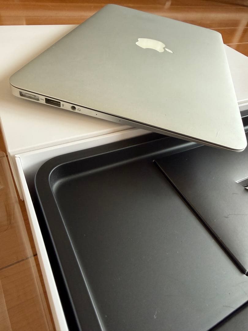 MacBook Air 11インチ（Mid 2013）