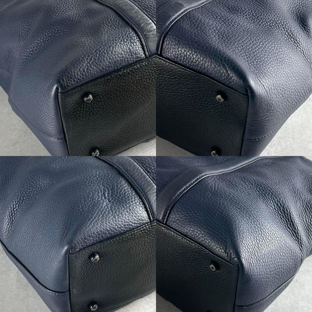 コーチ メトロポリタン トートバッグ 2way ビジネス レザー　ネイビー