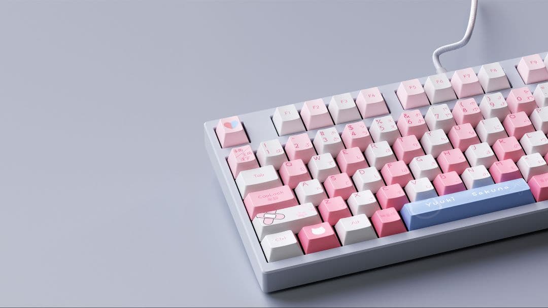 結城さくな × AMICIS ゲーミングキーボード 80HE 日本語配列②