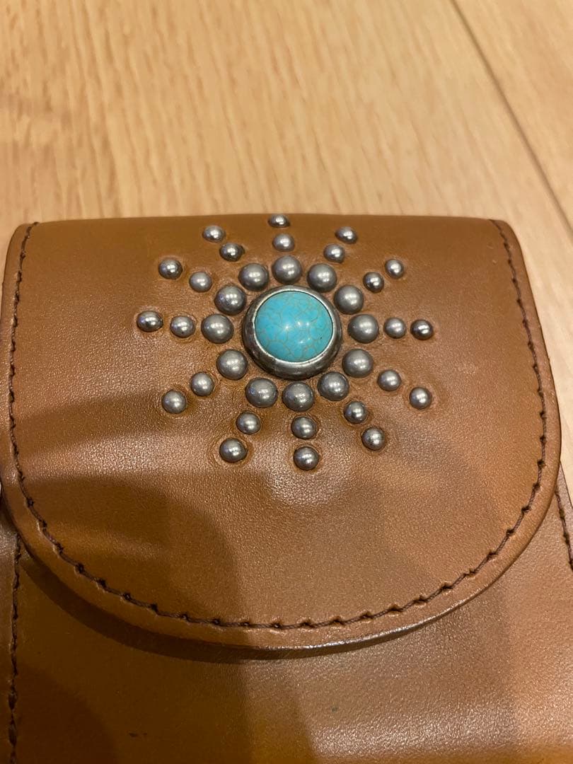 HTC レザーケース　ターコイズスタッズ　htc 財布 小銭入れ