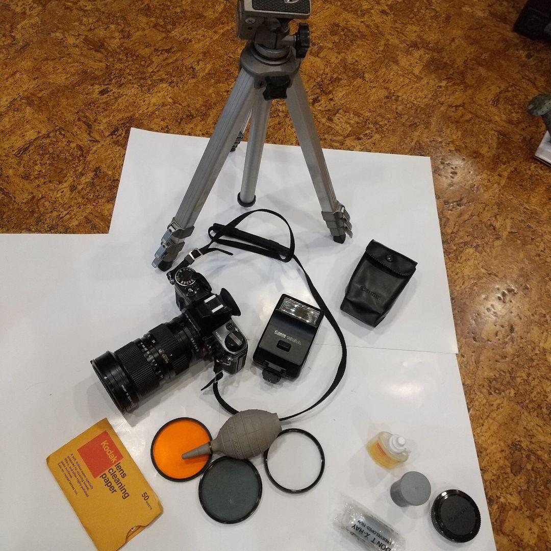 Canon AE-1 カメラセット 35-105mmレンズ付き 三脚付き