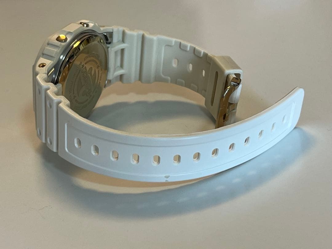G-SHOCK DW-5025B-7JF 25周年 白オリジン スピード