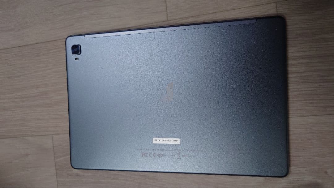 10.1インチ　Androidタブレット グレー 専用カバー付き