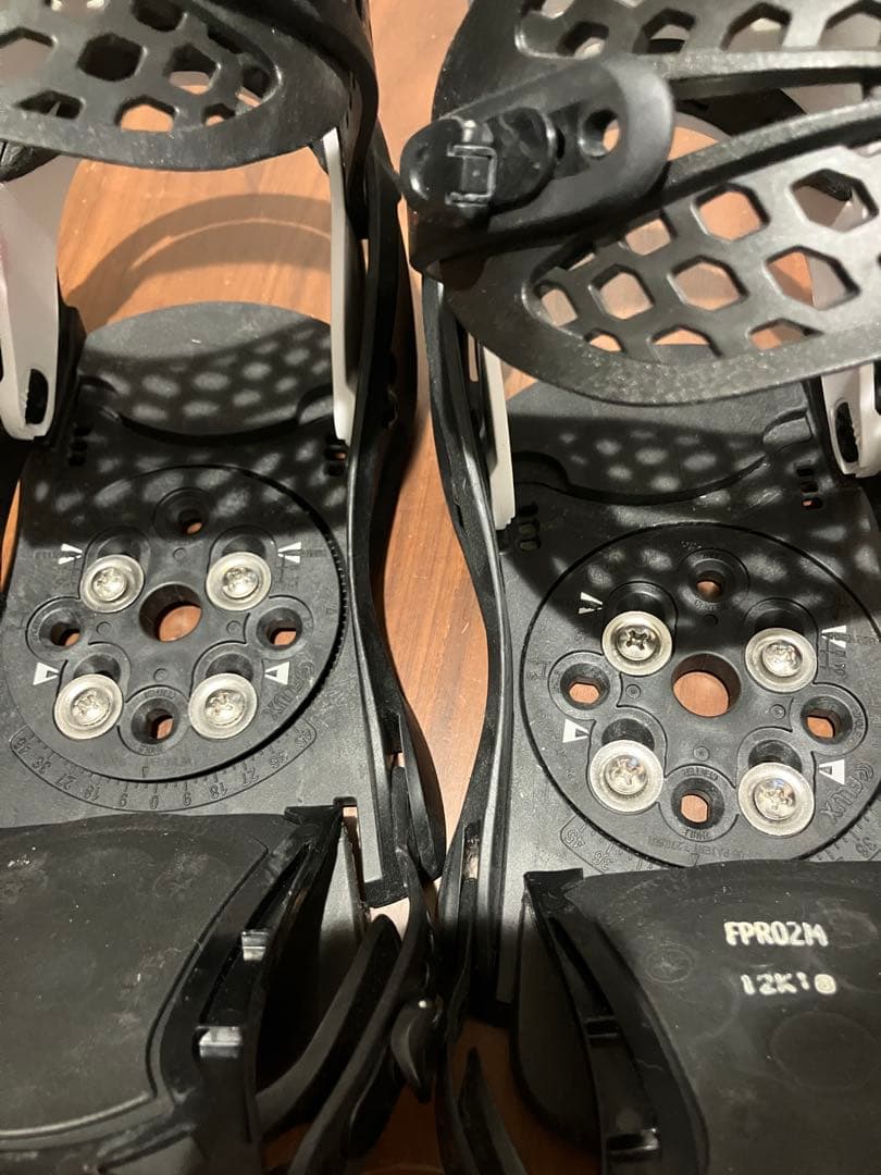 FLUXフラックス PR バインディング Mサイズ　スノーボード 25〜27.5