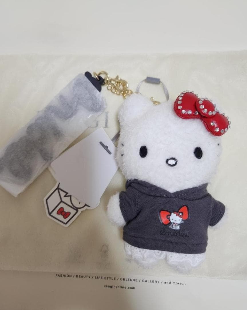 SNIDEL ファー ハンドバッグ & ハローキティ キーチェーン