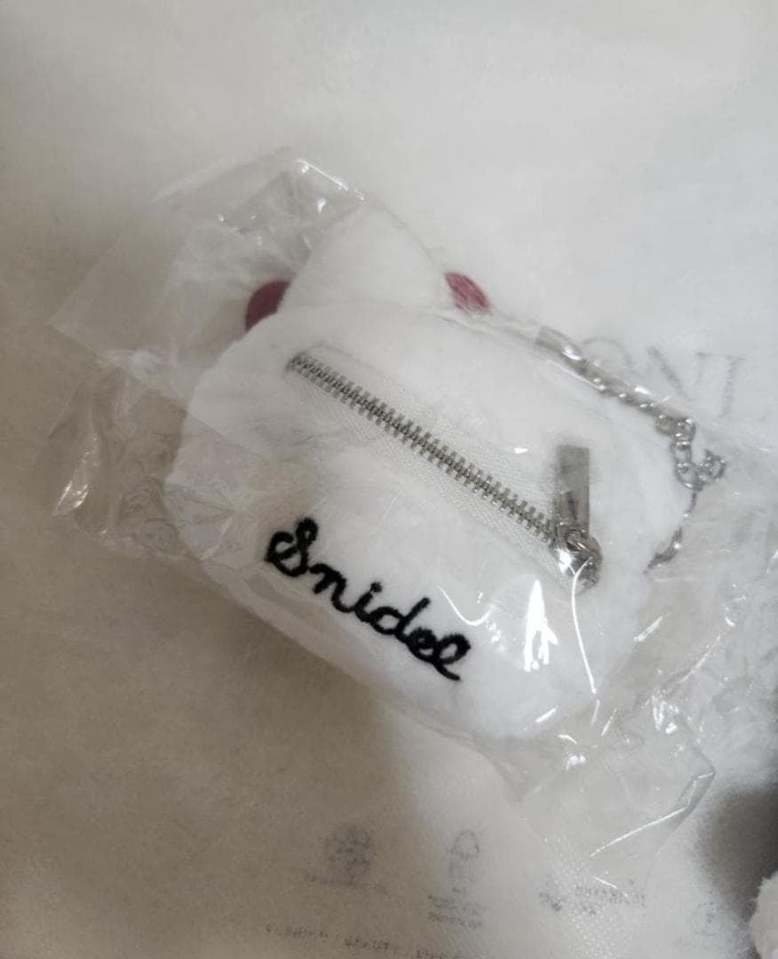SNIDEL ファー ハンドバッグ & ハローキティ キーチェーン