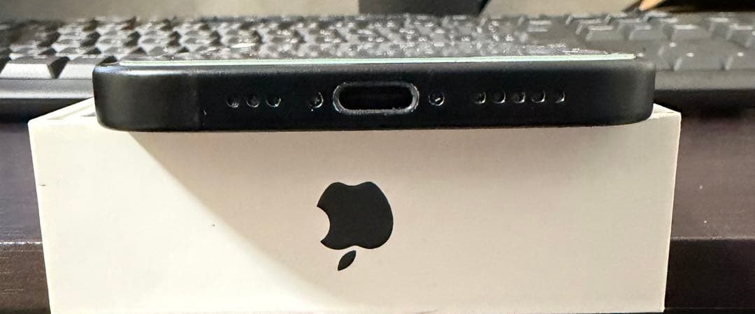 【美品】 Apple iPhone15 ブラック simフリー 128GB